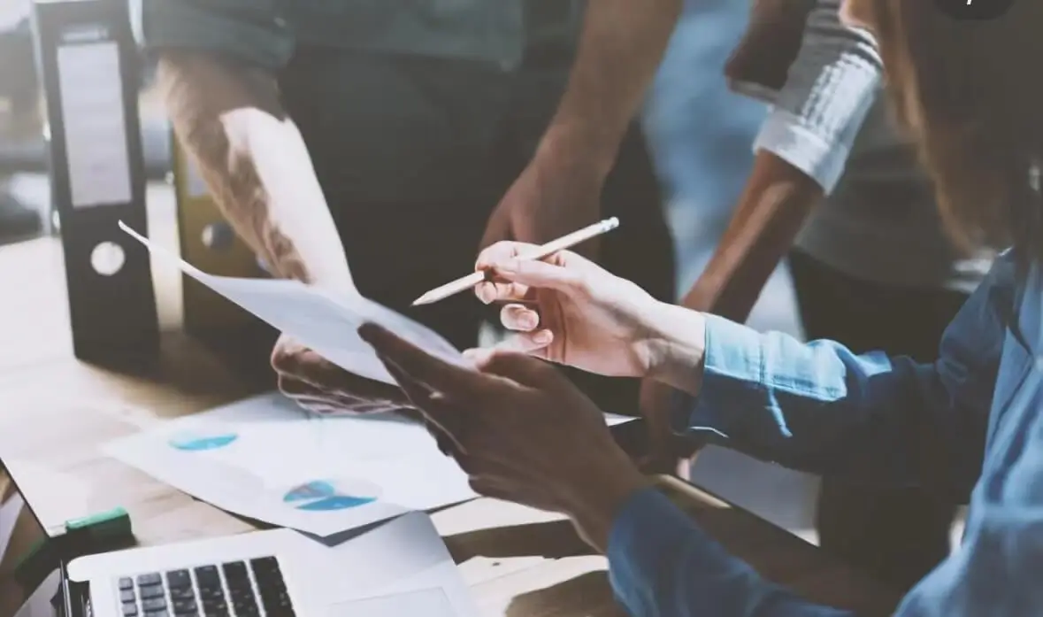 张店柳泉路美食攻略电话